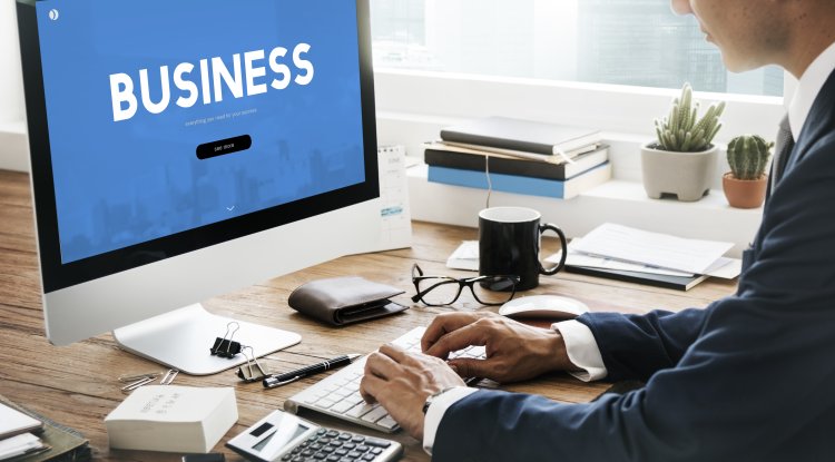 How to make a small business stand out and thrive in the digital world